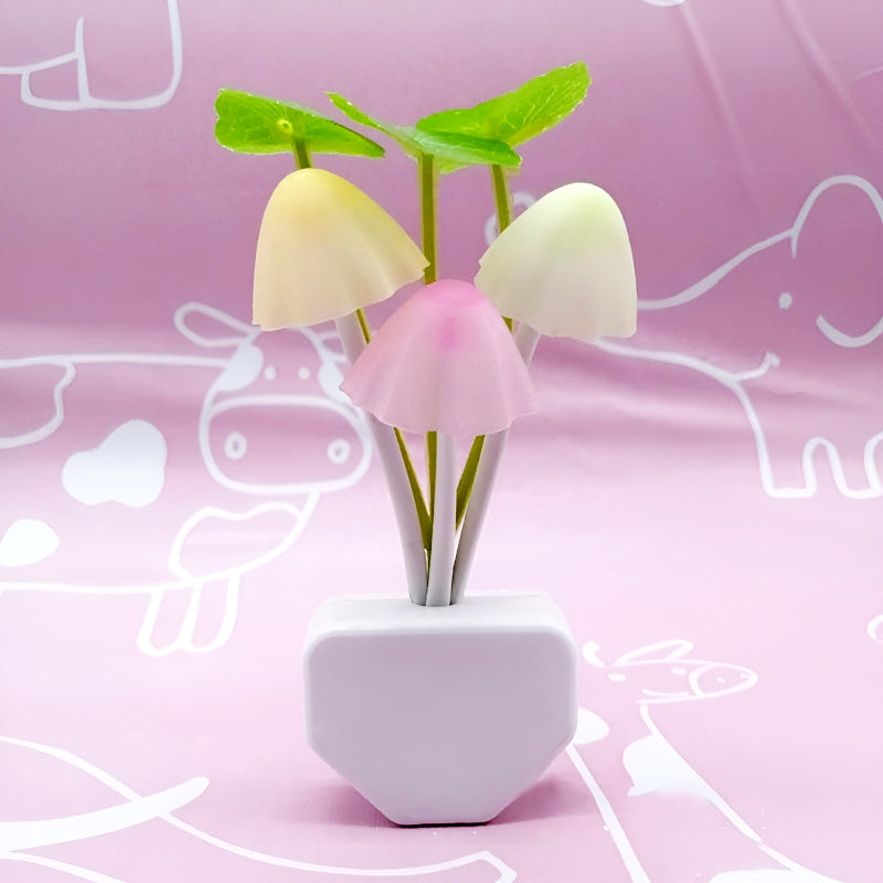 Automatic LED Mushroom Night Light – Color-Changing Sensor Lamp with Dusk-to-Dawn Auto On/Off, Plug-in Night Light for Kids Room, Nursery, Bedroom & Home Decor