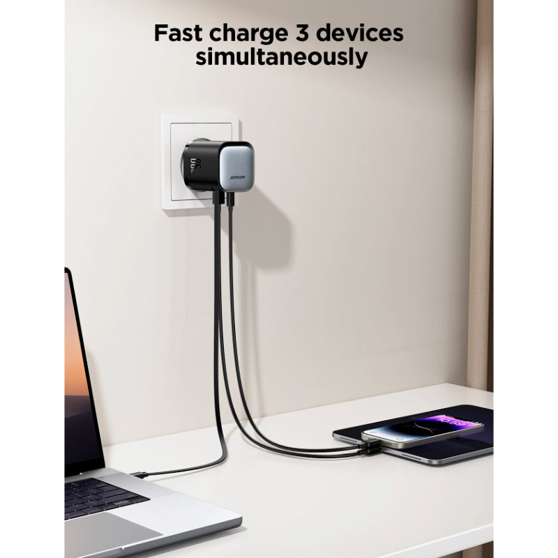 Joyroom JR-TCL02EU 65W GaN Charger with Retractable USB-C Cable, Dual-Port USB-A & USB-C, PD 3.0 Fast Charging, Compatible with Laptops & Smartphones